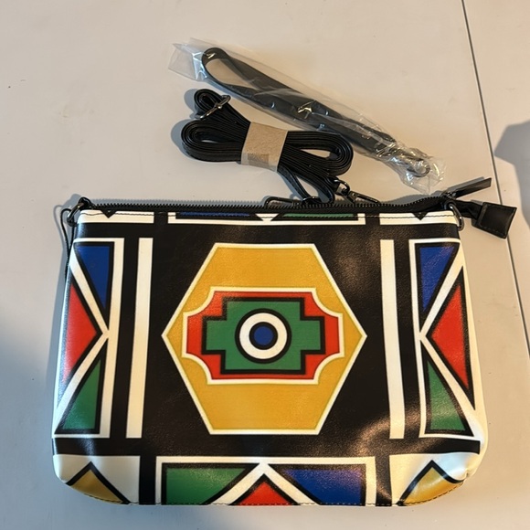 NDEBELE BAG-A SOUTH AFRICAN ORIGINAL - Picture 4 of 4